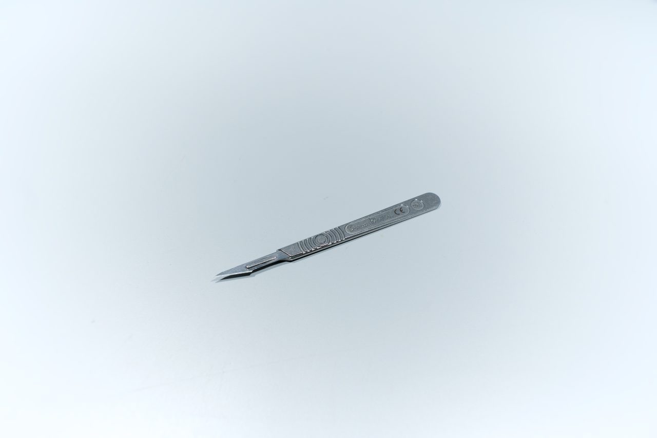 SWANN MARTON CROSS SCALPEL